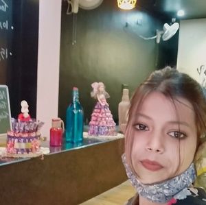 Meet your Posher, Niharika